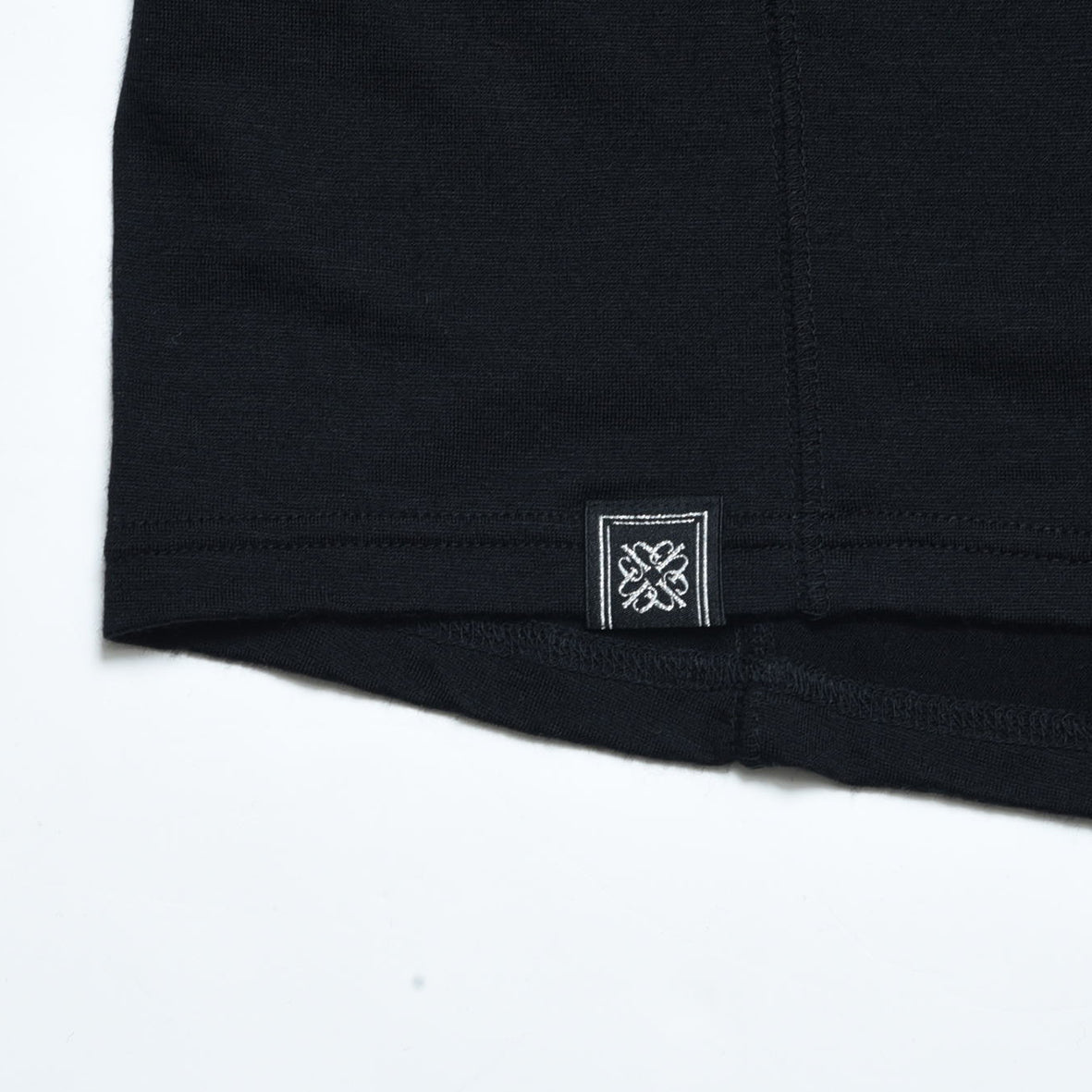 SOLID WOOL HOODIE