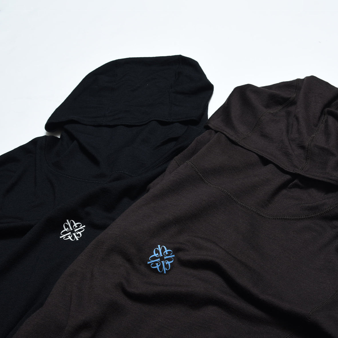SOLID WOOL HOODIE