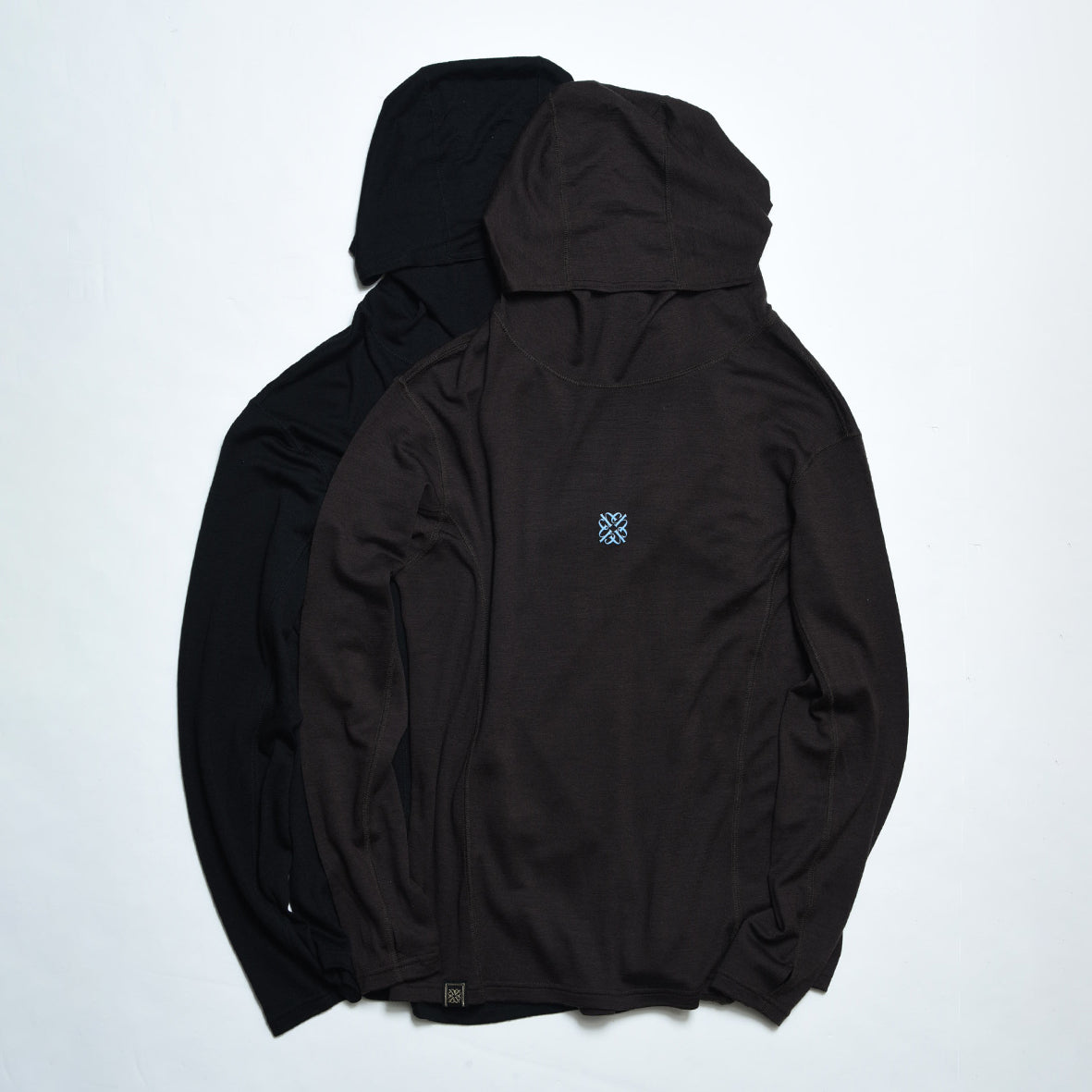 SOLID WOOL HOODIE