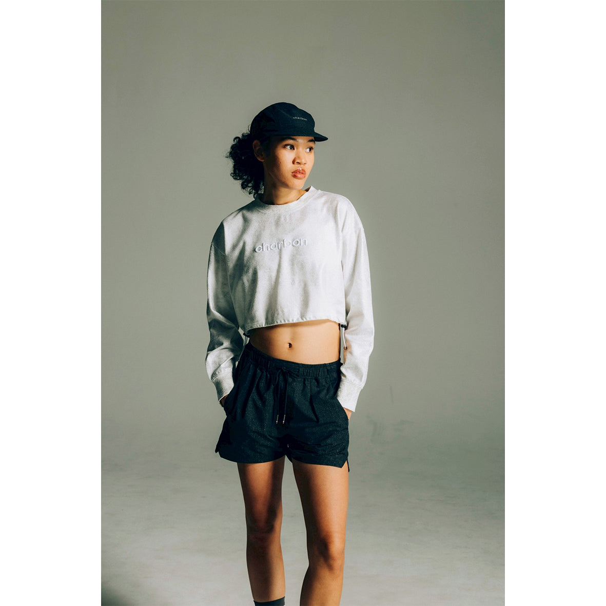 FOIL PRINT SHORT SEWATSHIRTS