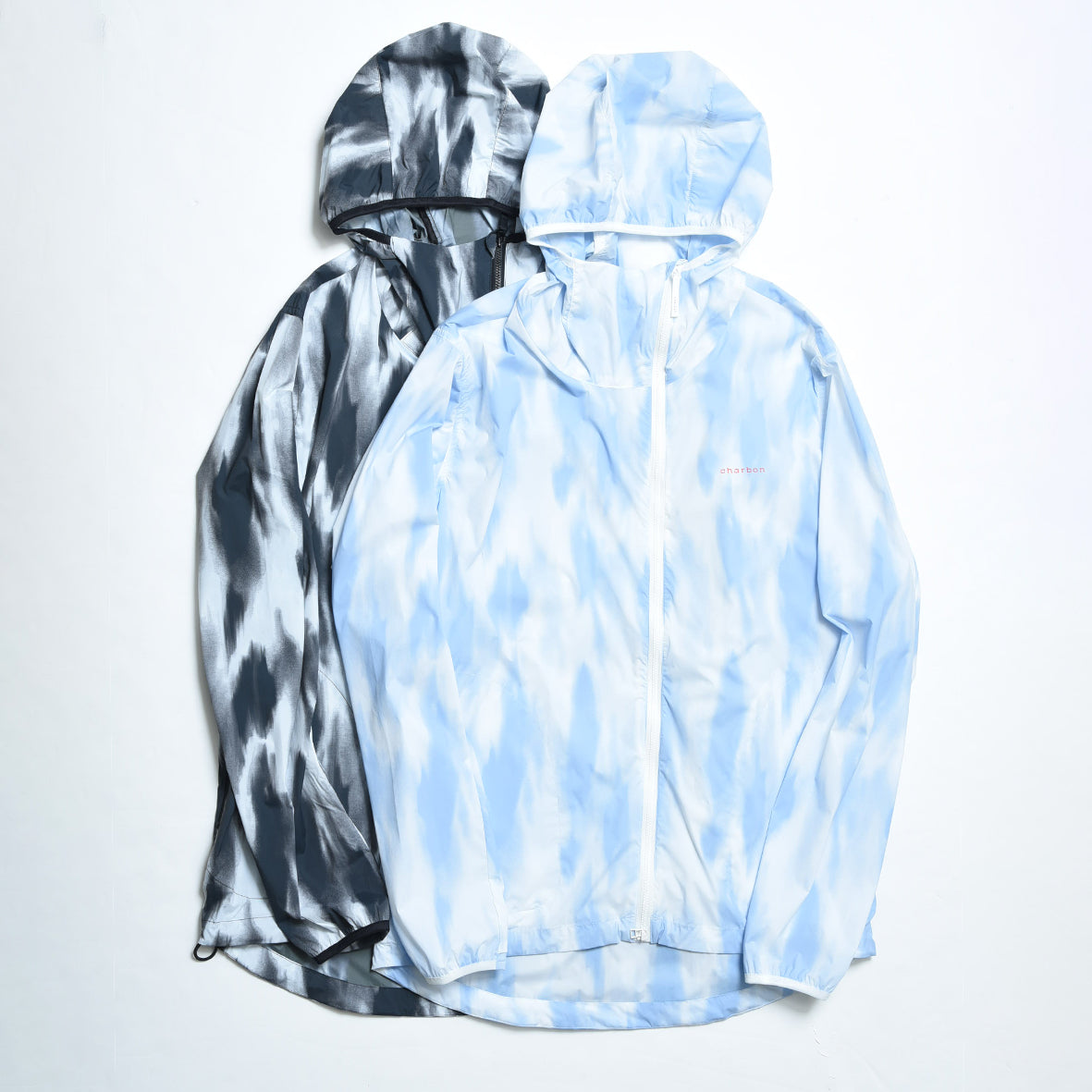 GRAPHIC NYLON PACKABLE HOODIE