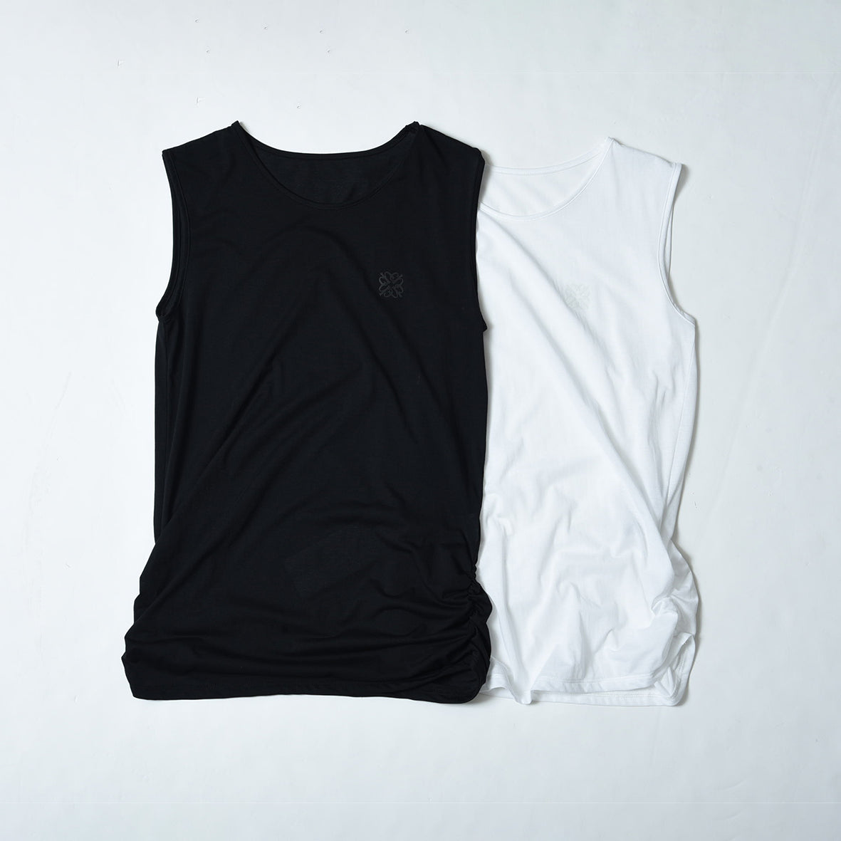 SHEER SHIRRING SLEEVELESS
