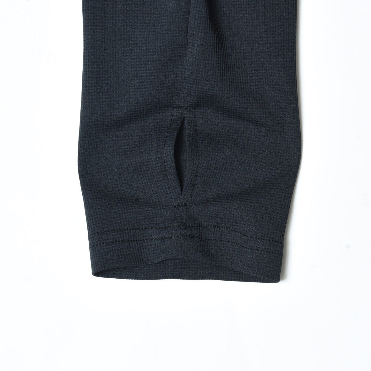 ENDLESS MOTION LONG-SLEEVE T-SHIRT