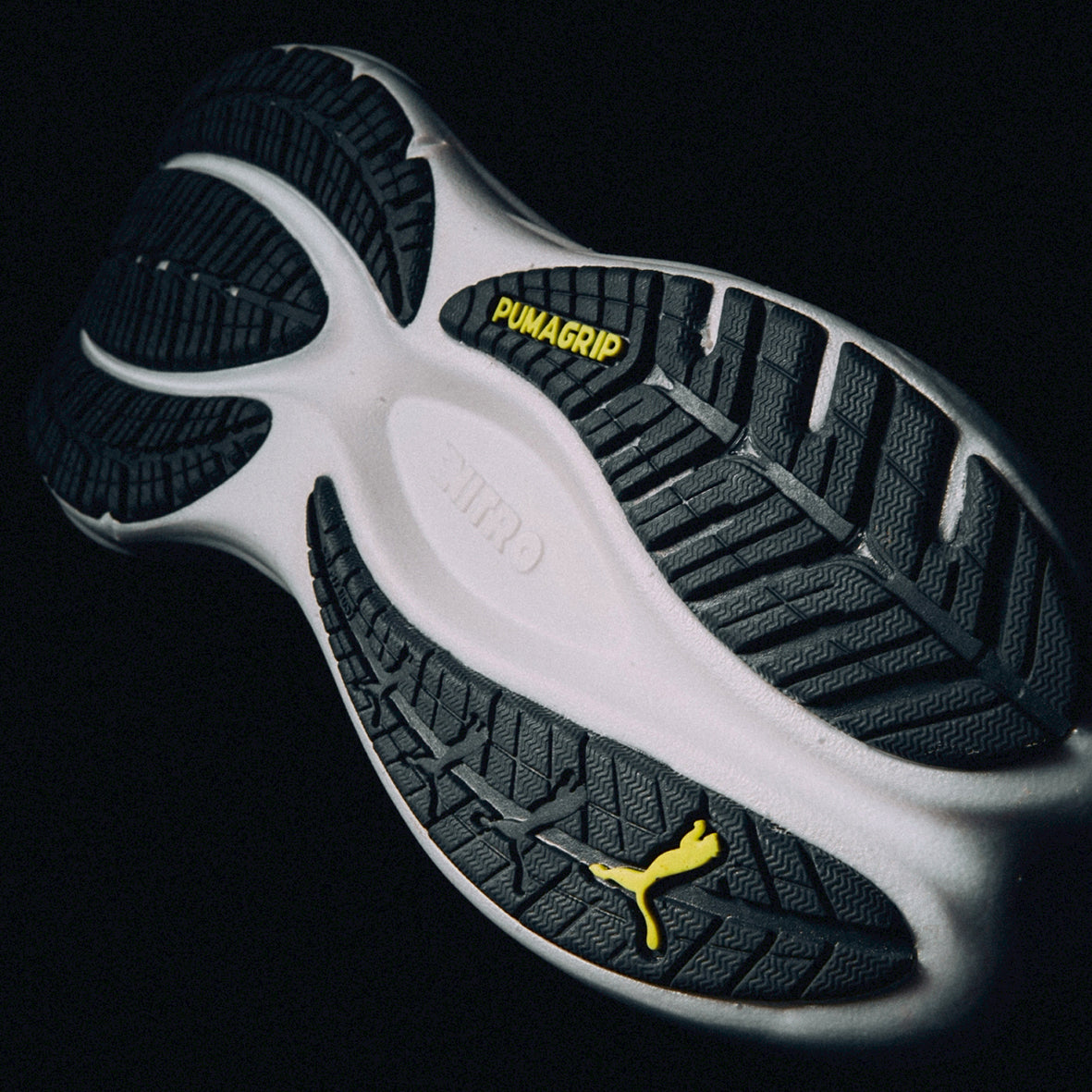 PUMA VELOCITY NITRO 4 CHARBON LIMITED