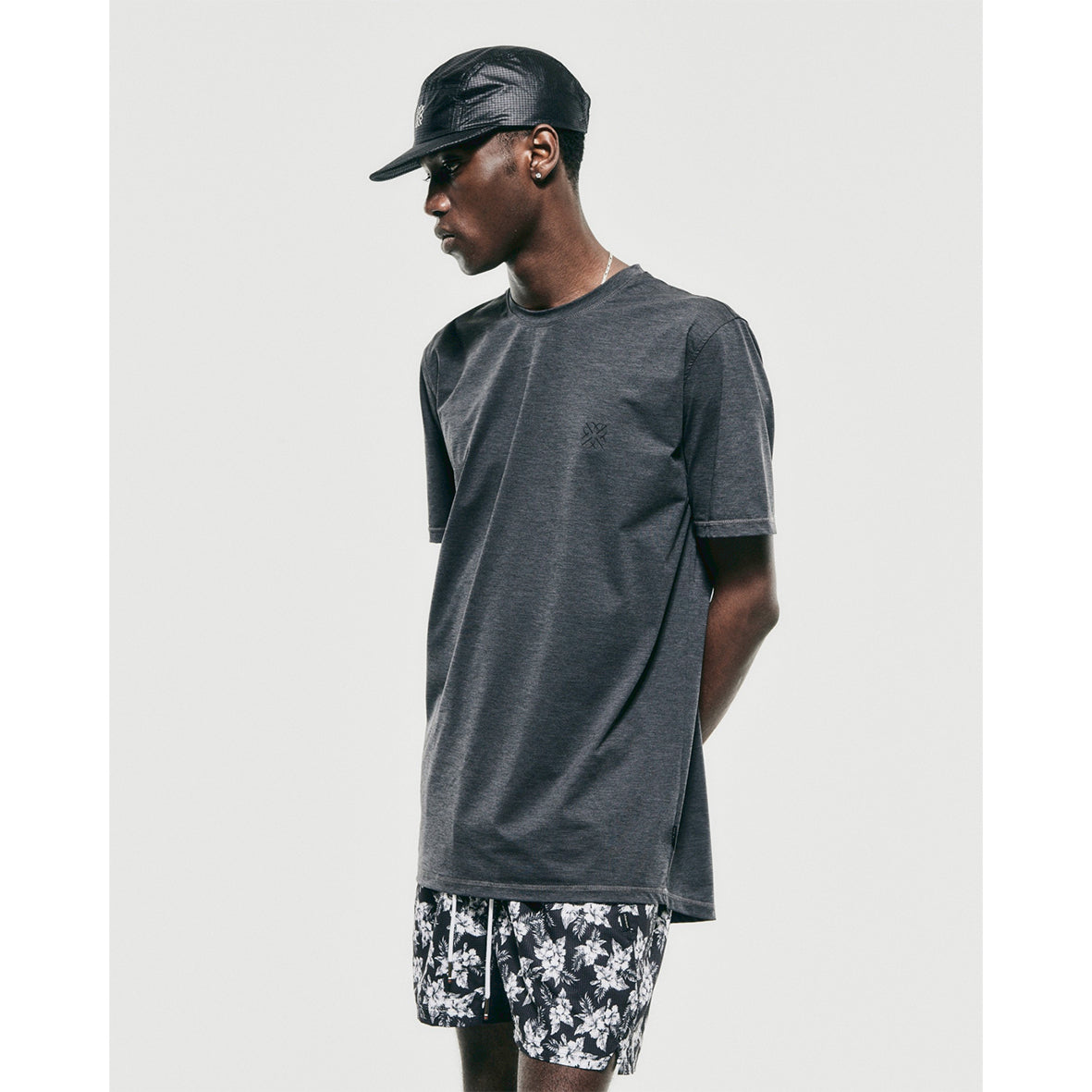 ITALIAN FABRIC BASIC T-SHIRT
