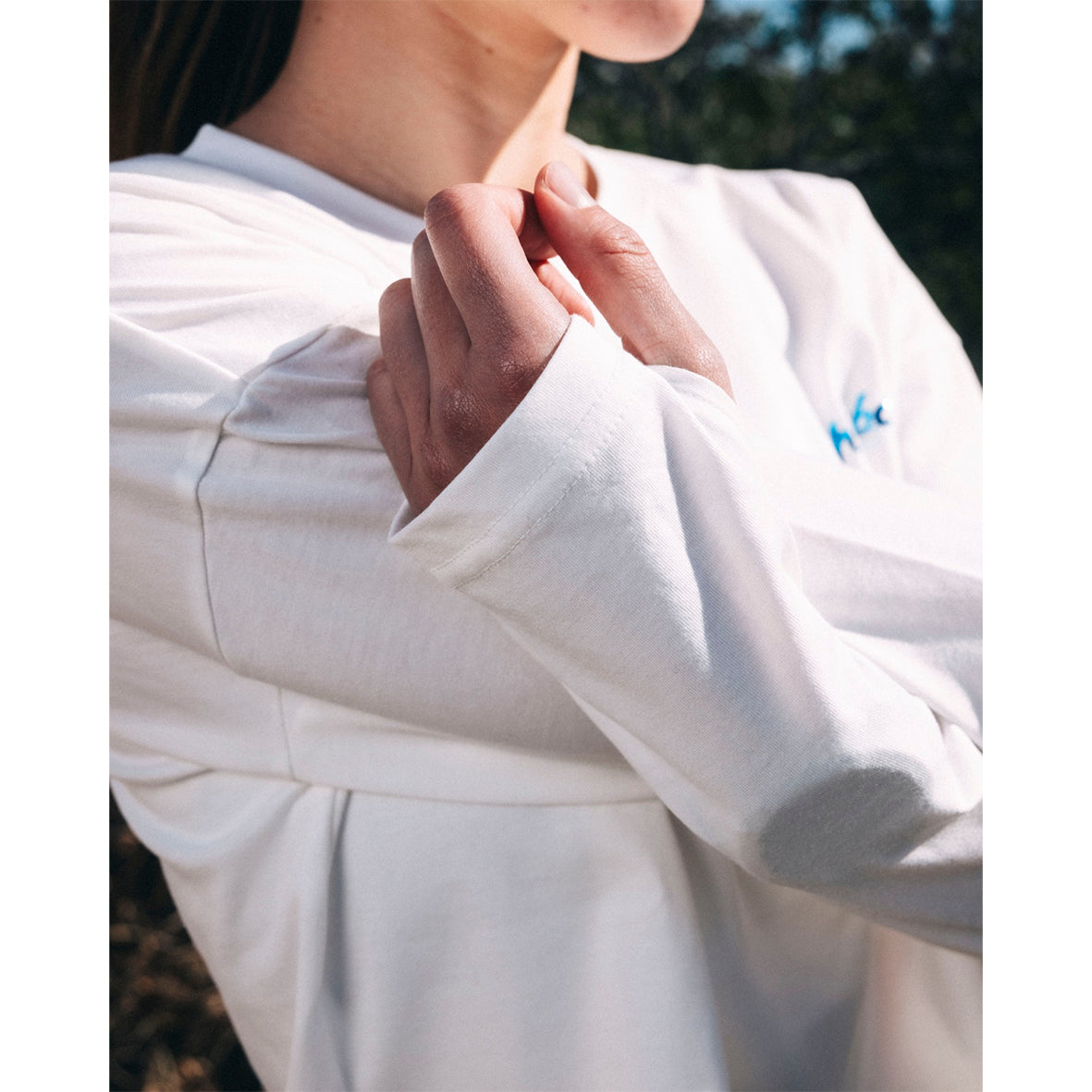 SHORT LENGTH LONG SLEEVE T-SHIRT
