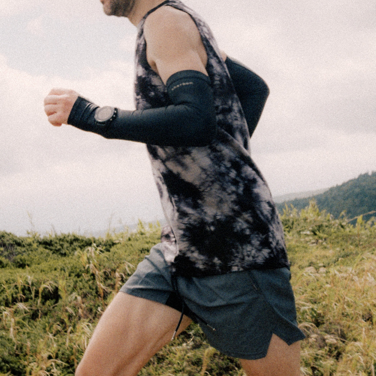 REDA WOOL TIE DYE SLEEVELESS T-SHIRT