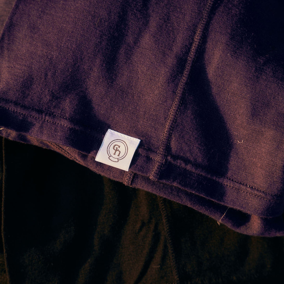 SOLID WOOL HOODIE
